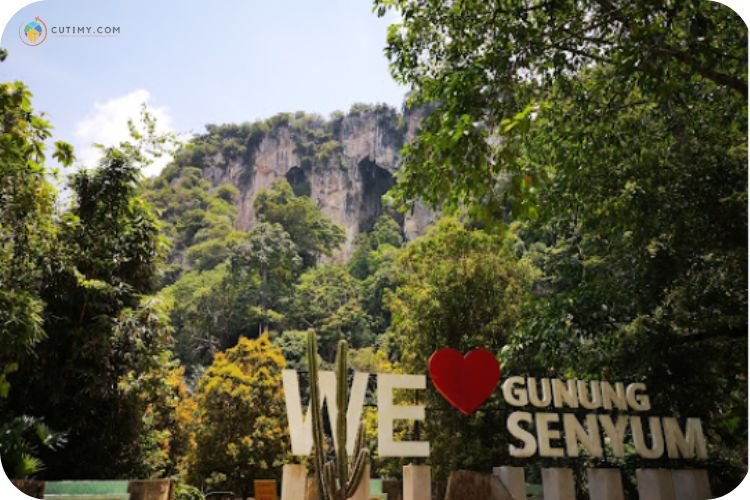 Imej Gunung Senyum