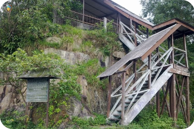 Imej Makam Keramat Anak Dara