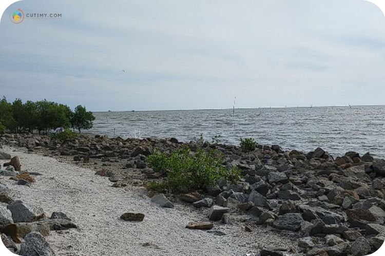 Imej Pantai Bagan Nakhoda Omar