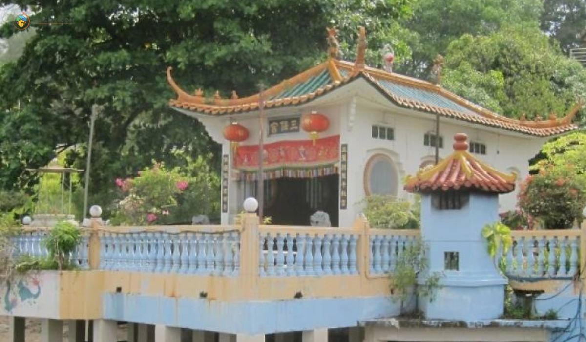 imej Sam Poh Footprint Temple