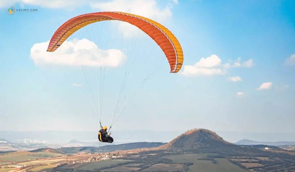 imej Tempat Menarik di Ranau, Ranau Paragliding Park